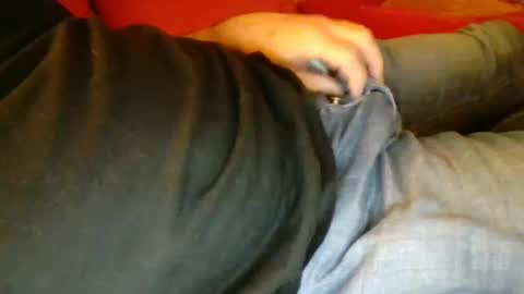 Snapshot of curiosthings chatting on February 16, 7:05 pm curiosthings online show from February 16, 7:05 pm