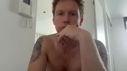 curiousmike6 online show from April 22, 3:46 am