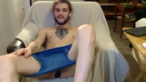 curiouss25 online show from December 19, 3:14 am