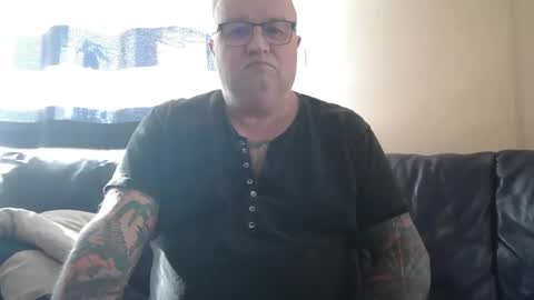 Snapshot of curtus14 chatting on March 1, 8:36 am curtus14 online show from March 1, 8:36 am
