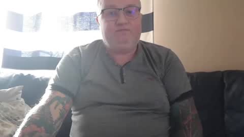 Snapshot of curtus14 chatting on January 25, 9:04 am curtus14 online show from January 25, 9:04 am