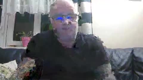 Snapshot of curtus14 chatting on February 13, 10:11 pm curtus14 online show from February 13, 10:11 pm