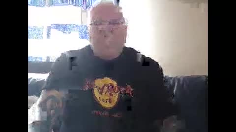 Snapshot of curtus14 chatting on March 9, 9:13 am curtus14 online show from March 9, 9:13 am