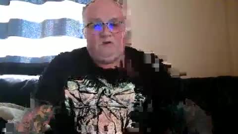Snapshot of curtus14 chatting on February 4, 3:57 pm curtus14 online show from February 4, 3:57 pm