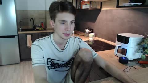 Im Brian online show from February 9, 9:06 pm