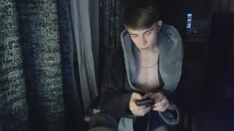 Snapshot of cute_oliver chatting on October 12, 7:30 pm Oliver online show from October 12, 7:30 pm
