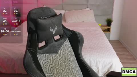 Snapshot of cute_thomas chatting on February 3, 8:13 pm Thomas - online show from February 3, 8:13 pm