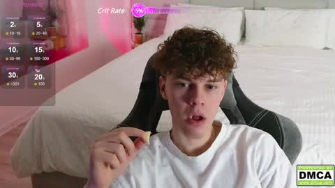 Snapshot of cute_thomas chatting on January 14, 5:12 pm Thomas - online show from January 14, 5:12 pm