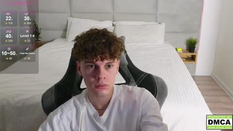 Snapshot of cute_thomas chatting on December 29, 5:31 am Thomas - online show from December 29, 5:31 am
