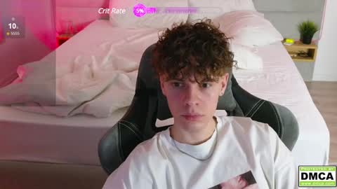Snapshot of cute_thomas chatting on January 22, 7:45 pm Thomas - online show from January 22, 7:45 pm