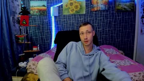 cuteboy228 online show from January 7, 1:27 pm