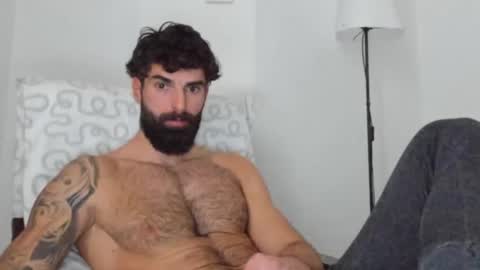 cuteeboy online show from February 24, 12:17 pm