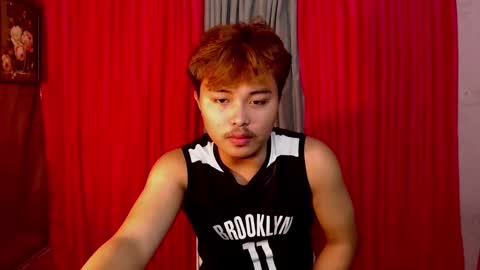 cutiepiejhon online show from March 8, 11:49 pm