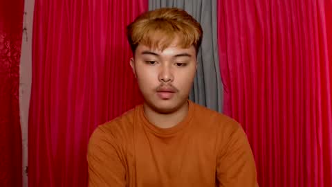 cutiepiejhon online show from February 11, 11:44 pm