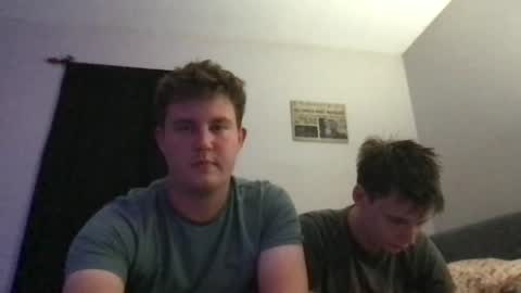 Snapshot of d_dart chatting on September 17, 3:51 am Aeboy12 online show from September 17, 3:51 am