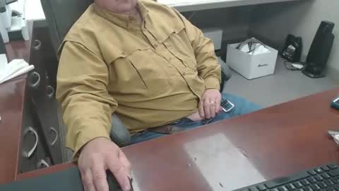 daddy7194 online show from October 20, 9:35 am