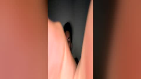 daddy_long_legs25 online show from June 25, 5:12 am