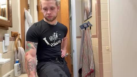 DaddydayDrinkz online show from November 3, 7:01 am