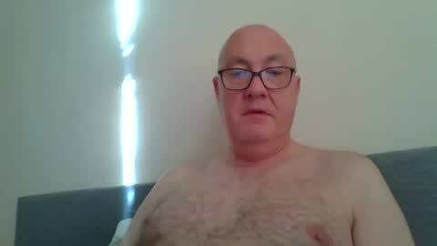 daddyhere4uall6 online show from October 26, 8:38 am