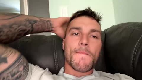 daddyyjus online show from April 11, 6:33 pm