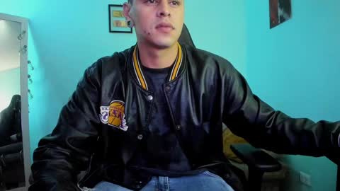 Snapshot of dage_19 chatting on December 31, 1:04 am my name is Jhon and I live in colombia online show from December 31, 1:04 am