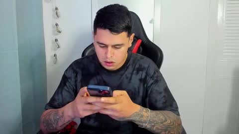 Snapshot of dage_19 chatting on September 18, 2:57 am my name is Jhon and I live in colombia online show from September 18, 2:57 am