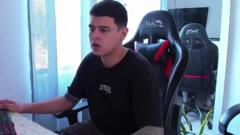 Snapshot of dage_19 chatting on September 26, 12:58 pm my name is Jhon and I live in colombia online show from September 26, 12:58 pm
