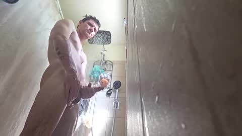 dailyshowers online show from April 15, 8:20 pm