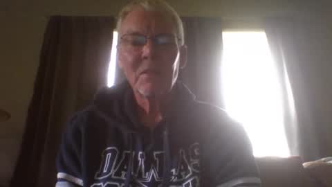 Snapshot of dallasinky chatting on October 25, 4:20 pm dallas online show from October 25, 4:20 pm
