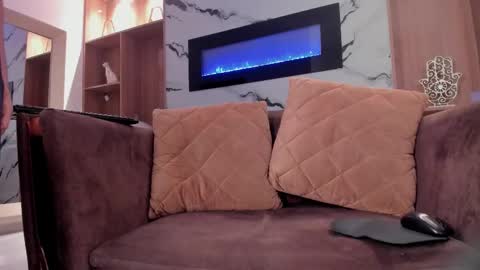 Dallen Grant online show from January 14, 12:10 pm