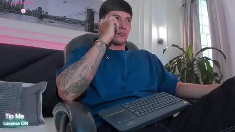 DAMIAN online show from March 20, 7:40 pm