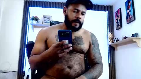 damian64436171 online show from May 20, 3:35 am
