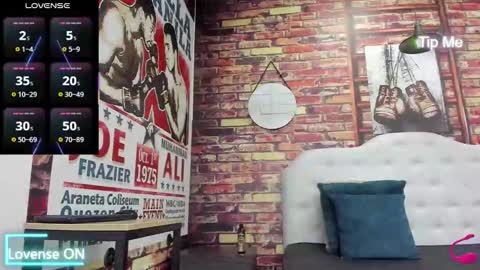 damian_shakur online show from February 9, 12:32 pm