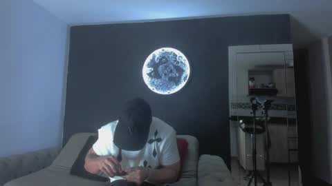 INSTAGRAM  DAMMIANMILLEROFICIAL online show from April 6, 1:46 am