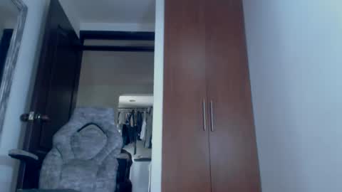 dammuscle online show from December 21, 4:59 pm