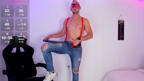 Snapshot of damon_baker0 chatting on October 18, 3:28 pm Damon bakert online show from October 18, 3:28 pm