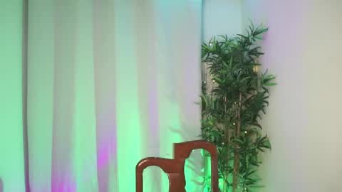 damon_frost online show from April 17, 9:50 pm