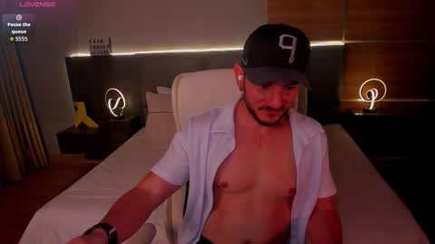 D A M O N online show from December 3, 10:43 am