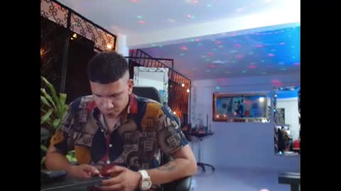 Snapshot of damyan_2003 chatting on September 27, 2:31 am damyan_2003 online show from September 27, 2:31 am