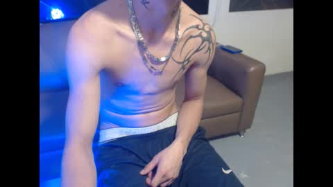 Snapshot of dan_jonson15 chatting on September 14, 1:18 am dan_jonson15 online show from September 14, 1:18 am