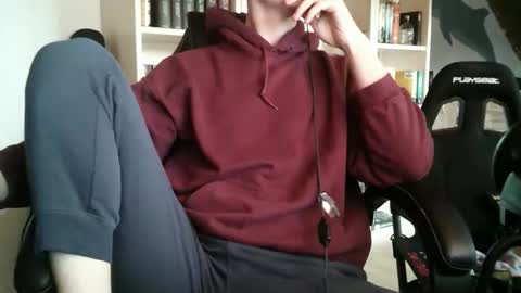 Dan Snow online show from November 18, 3:38 pm