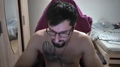 Snapshot of dan_the_man405 chatting on October 5, 8:35 pm King Dan online show from October 5, 8:35 pm