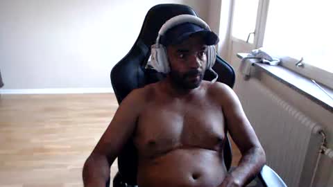 dan_the_man43 online show from June 27, 5:18 pm