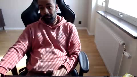 dan_the_man43 online show from April 11, 8:29 am