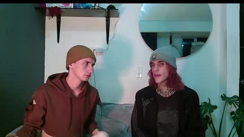 Dan and Noah online show from February 8, 2:47 am