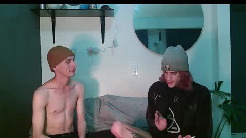 Dan and Noah online show from January 22, 4:02 am