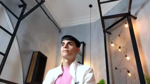 dani_mc online show from December 19, 11:29 am