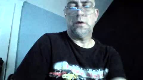 Daniel online show from December 1, 2:09 pm