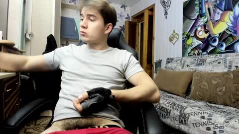 Snapshot of daniel_like chatting on December 10, 3:33 pm Just Ben online show from December 10, 3:33 pm