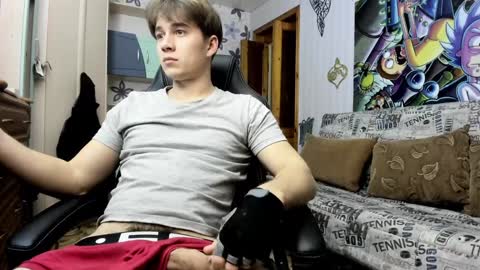 Snapshot of daniel_like chatting on December 9, 3:01 pm Just Ben online show from December 9, 3:01 pm